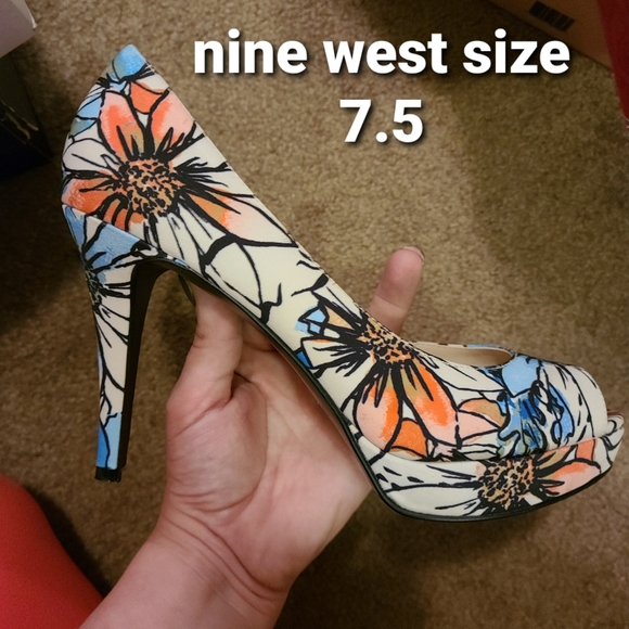 Nine west Heels - Picture 1 of 4